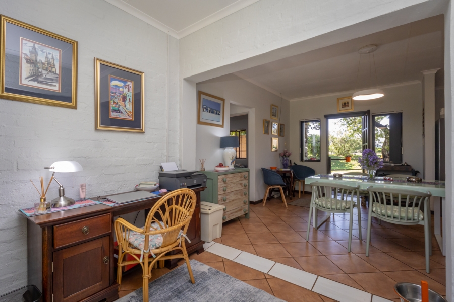 2 Bedroom Property for Sale in The Coves North West